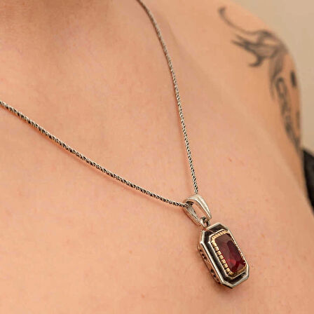 Supertrend Gümüş Kırmızı Taşlı Dikdörtgen Kadın Kolye