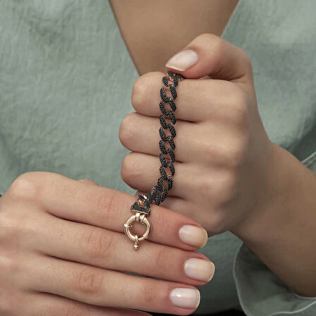 Supertrend Gümüş Siyah Taşlı Gurmet Kadın Bileklik