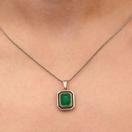 Supertrend Gümüş Yeşil Taşlı Otantik Kadın Kolye