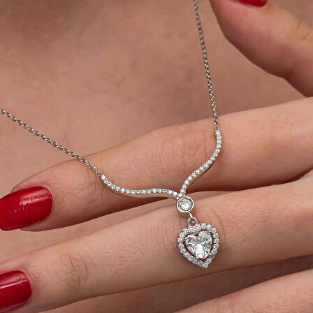 Supertrend Gümüş Beyaz Zirkon Taşlı Kalp Kadın Kolye