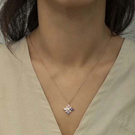 Supertrend Gümüş Rose Mix Taşlı Umut Çiçeği Kolye