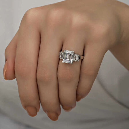 Supertrend Gümüş Beyaz Baget Taşlı Kadın Yüzük