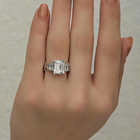 Supertrend Gümüş Beyaz Baget Taşlı Kadın Yüzük