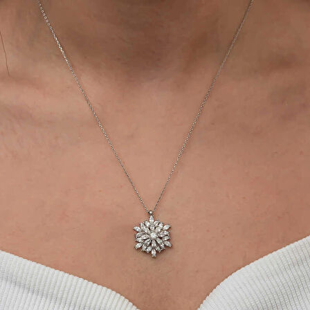 Supertrend Gümüş Dönen Kar Tanesi Lotus Çiçeği Kolye