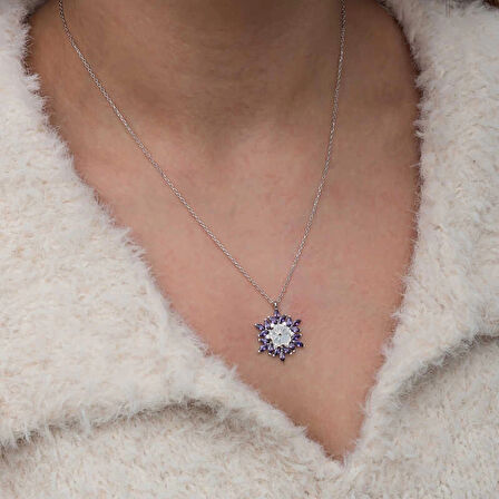 Supertrend Gümüş Mor Lotus Desenli Çiçek Kadın Kolye