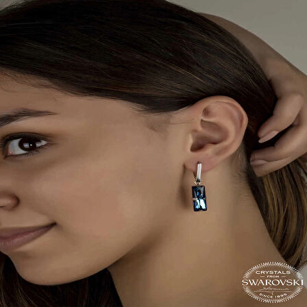 Supertrend Swa Crystal Taşlı Gümüş Mavi Baget Sallantılı Kadın Küpe