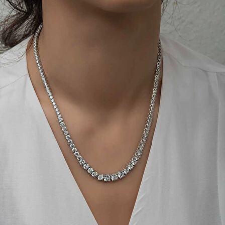 Supertrend Gümüş Süzme Beyaz Taşlı Su Yolu Kadın Kolye