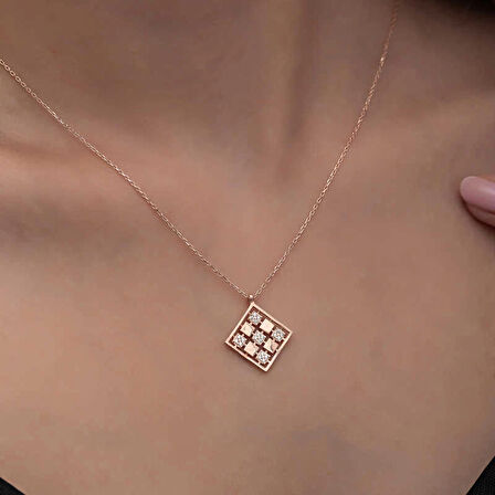 Supertrend Gümüş Rose Dörtgen Zirkon Taşlı Kadın Kolye