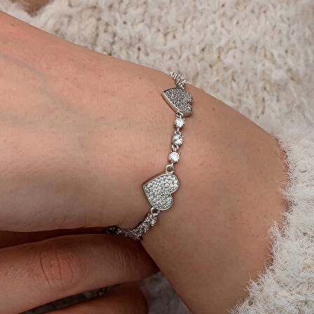 Supertrend Gümüş Zirkon Taşlı Sıralı Kalp Kadın Bileklik