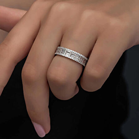 Supertrend Gümüş Sıralı Baget Taşlı Kadın Yüzük