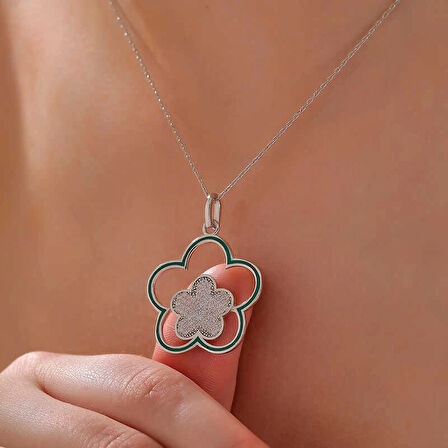 Supertrend ​gümüş Çiçek Desenli Kadın Kolye