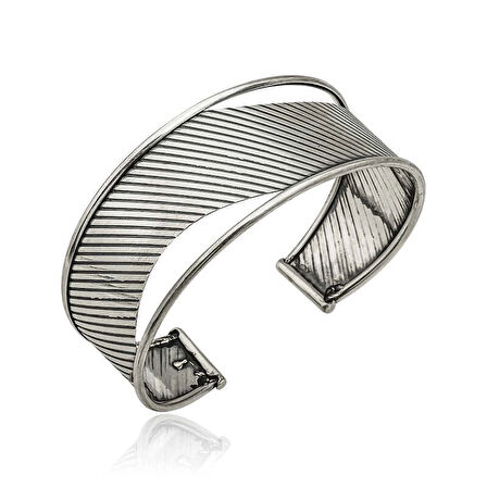 Supertrend Gümüş Eskitme Desenli Kadın Bilezik