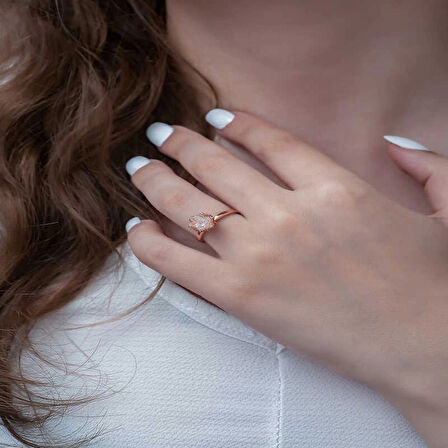 Supertrend Gümüş Rose Beyaz Lotus Çiçeği Yüzük