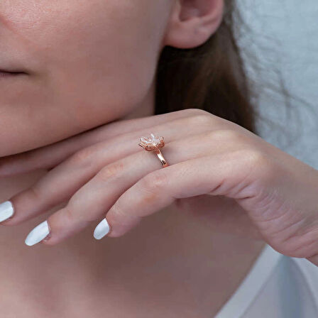 Supertrend Gümüş Rose Beyaz Lotus Çiçeği Yüzük