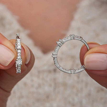 Supertrend Gümüş Zirkon Taşlı Halka Kadın Küpe