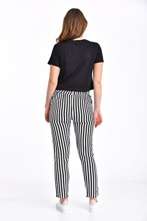 Brooklyn Baskılı Siyah Tişört ve Çizgili Siyah Pantolonlu Takım