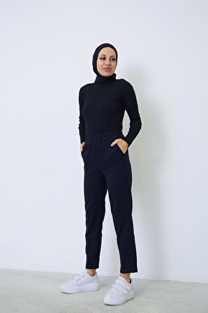 Bel Lastikli Cep Detaylı Pantolon-Siyah