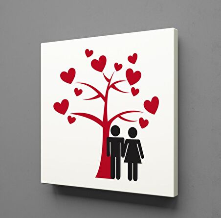 KALPLİ AĞACIN YANINDA SEVGİLİLER