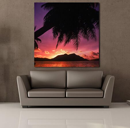 PEMBE YANSIYAN DENİZ