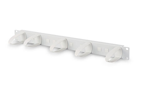1U Kablo Düzenleme Panel&#039;i, 5 x Plastik Kablo Halkalı, Döndürülebilir ve Sökülebilir, 31 x 85 mm, Montaj Parçaları Dahil, Gri Renk (RAL 7035)&lt;br&gt;
1U Cable Management Panel
