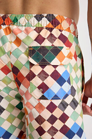 Geometrik Desenli Deniz Şortu