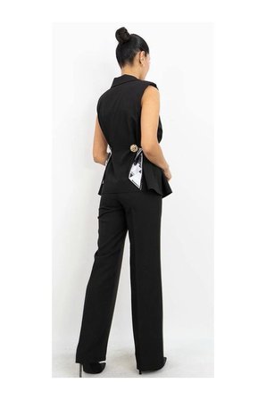 Şal Detaylı Pantolon Takım