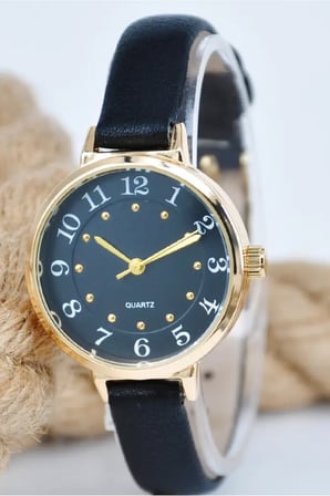 Altın Renk Kasa Siyah Deri Kordon Siyah Kadran Kadın Quartz Klasik Modern Günlük Kol Saati