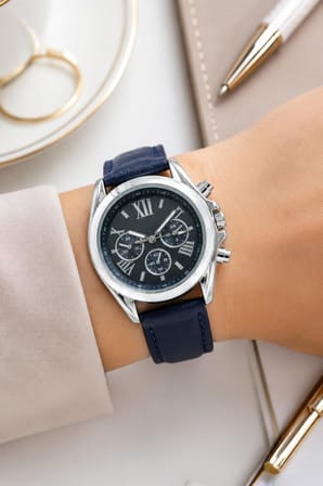 Kadın Kol Saati Lacivert Deri Kordon Roma Rakamlı Analog Kadran ST-304450
