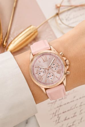 Kadın Kol Saati Pembe Deri Kordon Rose Gold Kasa Pembe Analog Kadran ST-304456