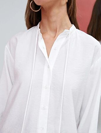 Uzun Kollu Gömlek Düğmeli Yakası Bağlama Detaylı 4wak60312uw