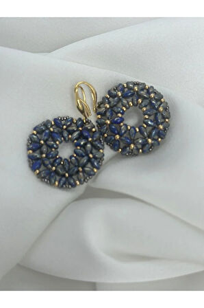 Çiçek Desenli Yuvarlak Boncuk İşleme Küpe