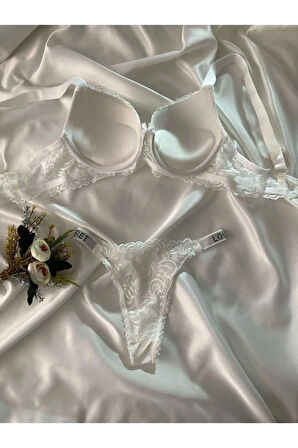 Kadın Beyaz Dantelli Taşlı Balenli Destekli Dolgulu Push Up Sütyen Takımı Iç Çamaşırı Takımı