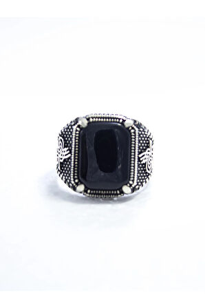 925 Ayar Gümüş Pençe Model Tuğra Desenli Kare Oniks Taşlı Erkek Yüzük