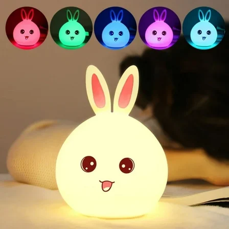 5 Farklı Renk Modlu Tavşan Figürlü Pofuduk LED Gece Lambası–Yumuşak Dokulu Çocuk Odası ve Dekoratif Şarjlı Ortam Işığı