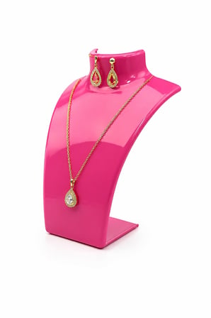Kolye Standı Akrilik Koyu Pembe 14x21 cm.