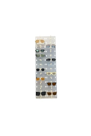 Duvara Monte Gözlük Standı 28'li Pleksi Glass | 99x33 cm Gözlük Teşhir Standı