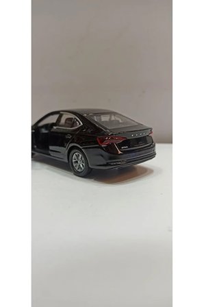 Welly Skoda Octavi̇a 1/36 Ölcek