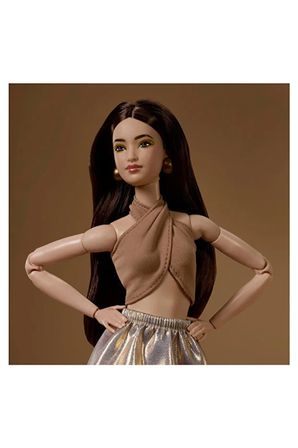 Barbie Signature Basics Model 06 Hareketli Eklemli Koleksiyon Bebek