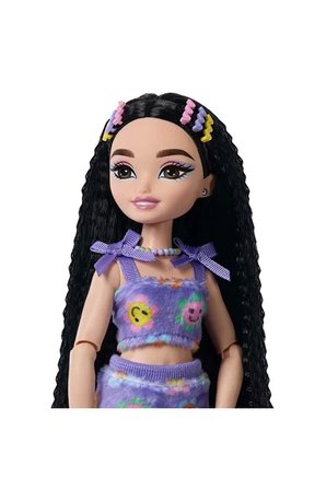Barbie Dream Besties Paten Partisi Renee Bebek Ve Aksesuarları Jf