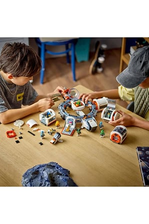 Lego ® City Modüler Uzay İstasyonu 60433  - 7 Yaş Ve Üzeri İçin Yapım Seti (1097 Parça)