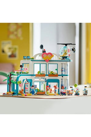 Lego ® Friends Heartlake City Hastanesi 42621 - 7+ Çocuklar Için Yaratıcı Oyuncak Yapım Seti (1045P)