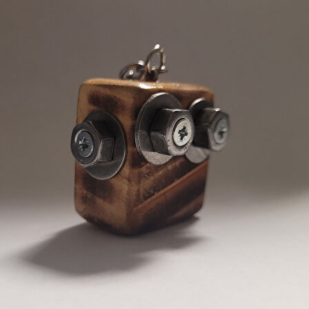 Cep Robotu” – El Yapımı Robot Anahtarlık (5 x 4 x 2 cm)