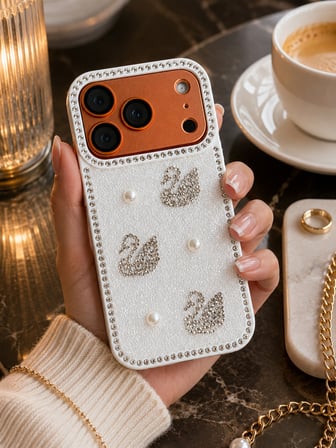iPhone 17 PRO MAX uyumlu - Kuğu Desenli Taşlı, incili ve Simli Gösterişli Telefon Kılıfı