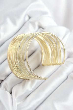 Pirinç Tel Sarma Model Gold Renk Kadın Bileklilk
