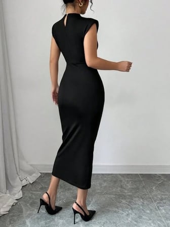 Kadın Yarı Balıkçı Yaka Kısa Kollu çicek Aksesuar Detaylı Midi Dalgıç Elbise