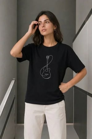 USLUCAN ALIŞVERİŞ Minimal Gitar Baskılı Tişört T-Shirt Yazlık Kısa Kol Bisiklet Yaka T-Shirt - Siyah