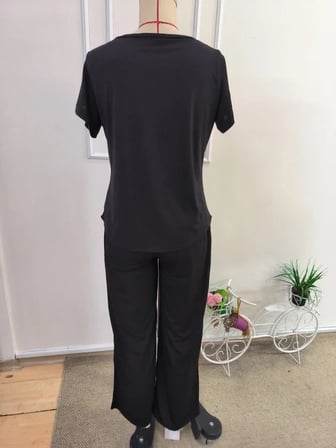 Kadın Kısa Kollu Kayık Yaka önü Asimetrik Detaylı Kısa Sandy Bluz Ve Pantolon Ikili Takım