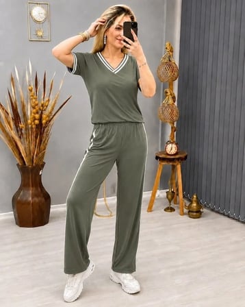 Kadın Kısa Kollu V Yakalı Viskon Iki Iplik Bluz Ve Pantolon Ikili Takım