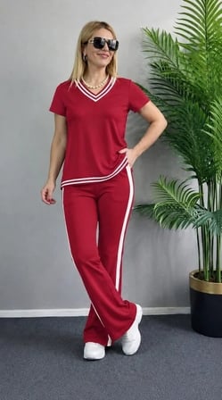 Kadın Kısa Kollu V Yakalı Viskon Iki Iplik Bluz Ve Pantolon Ikili Takım