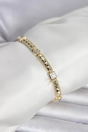 Xuping Punta Model Gold Renk Kadın Bileklik - TJ-BB8417